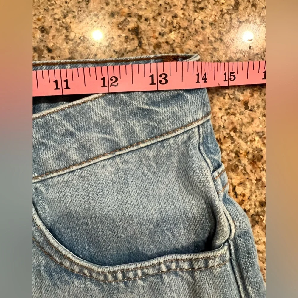 ONE TEASPOON Rollers Denim Short in Atlantis Size 26 NWT Low waist fringe hem